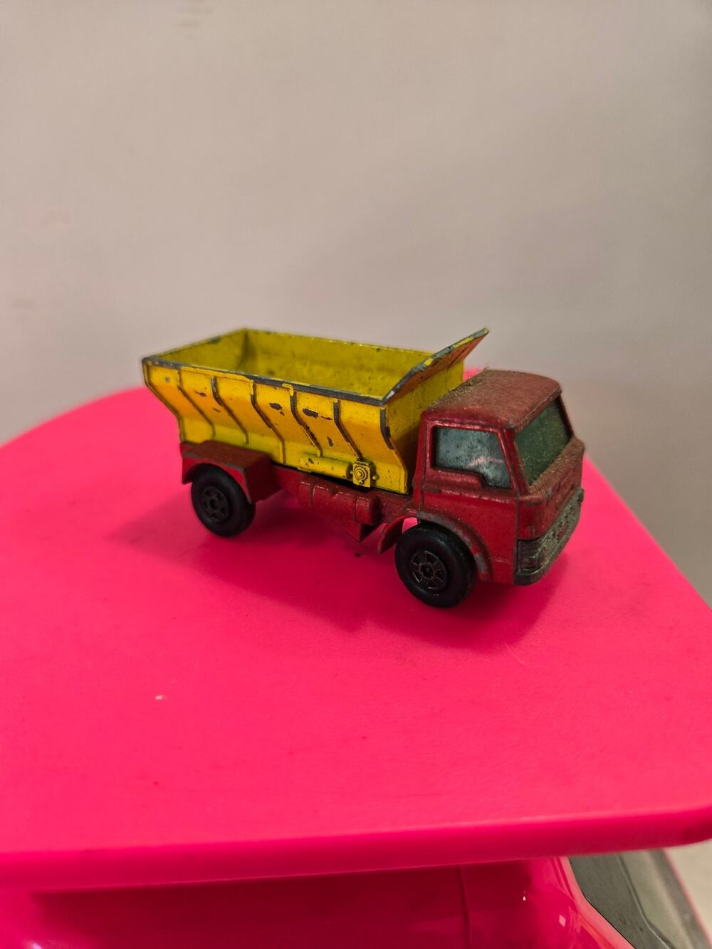 Vintage Matchbox Series 70 Grit Spreader Lesney England Diecast Vehicles Toys